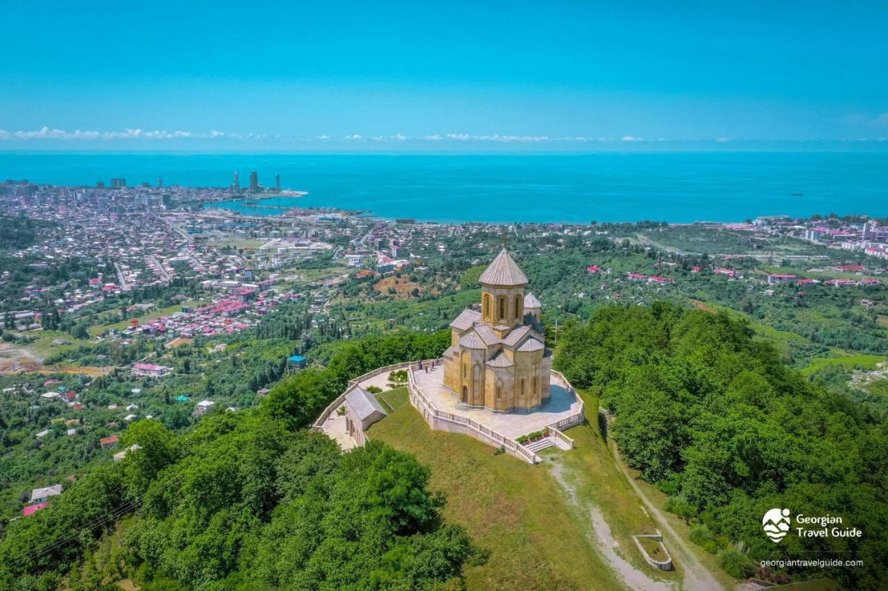 Khimshia Aparthotel Batumi Bagian luar foto